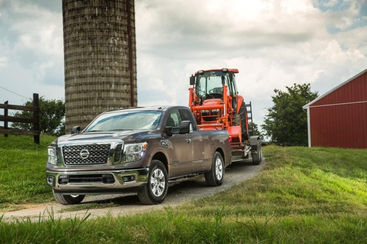 Nissan Titan Towing Capacity vs Nissan Titan XD Towing Capacity Titan